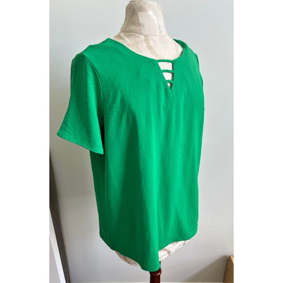 Good Days Only Green Short Sleeve Blouse Large - Picture 3 of 7